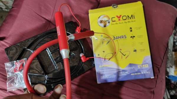 Cyomi CY-922 super Bass Bluetooth neckband headphone made in India type C without cable and charger DCTIWEB.IN - Image 2