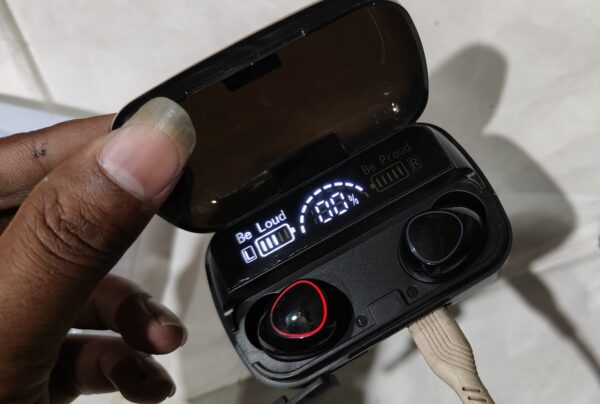 OnePlus Buds M-10 M10 Earbuds Earpods 2000mAh Battery 🔋 With Power bank Supply by DCTIWEB.IN - Image 2